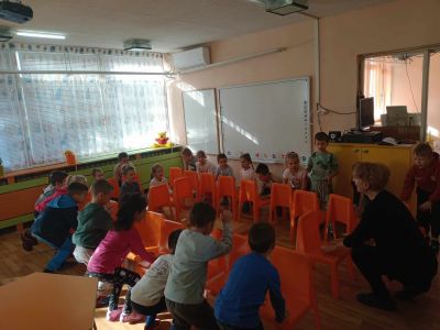 Международния ден на музиката - ДГ Слънце - Стамболийски
