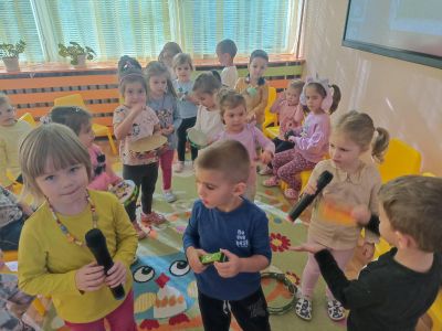 Международния ден на музиката - ДГ Слънце - Стамболийски